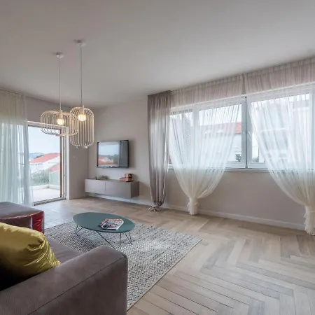 Malu Sun I By Interhome *