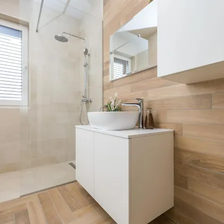 Malu Sun I By Interhome *